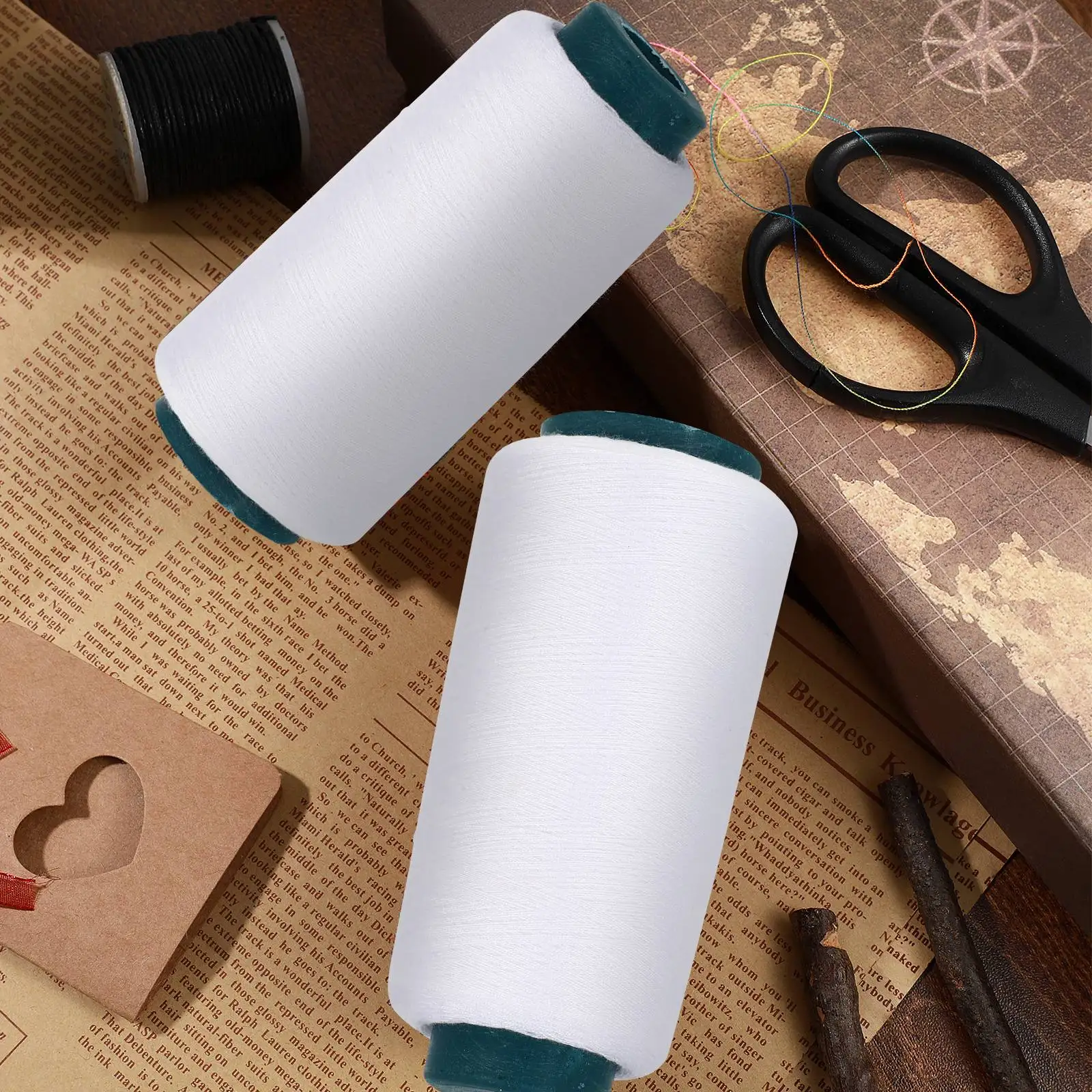 Textiles Sewing Machine - 3000야드, 2개, 표백된 흰색 면사 스풀,